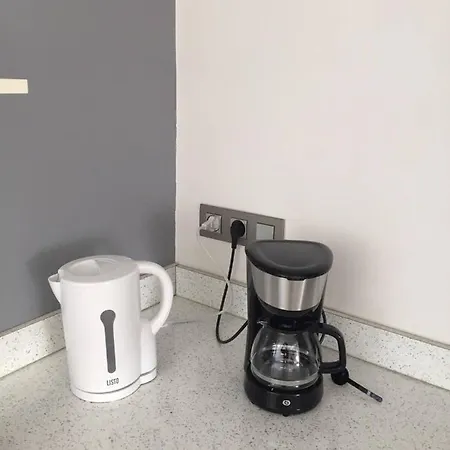 Lumineux / Vue Sur Parc Thermal