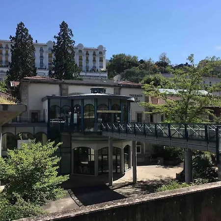 Lumineux / Vue Sur Parc Thermal Chamalières